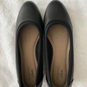COPY - NEW CLARKE LEATHER SHOES!! 7.0M, BLACK, $25